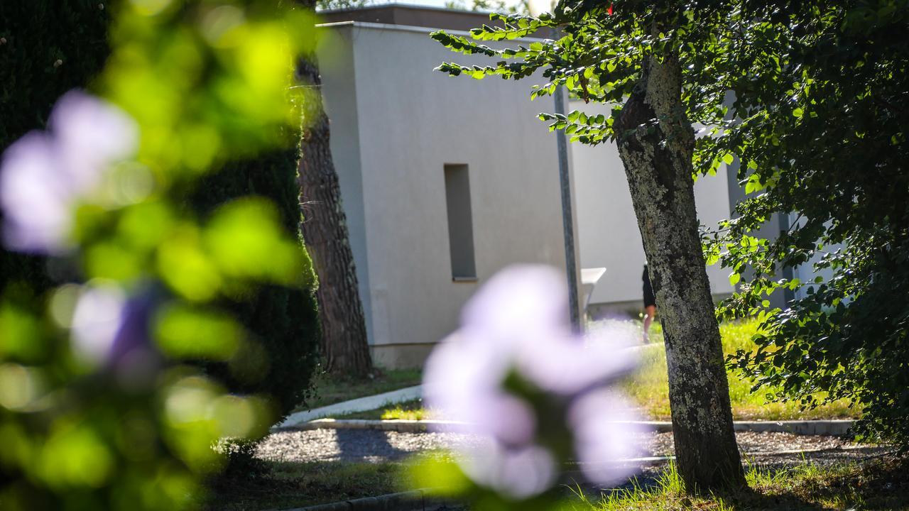Village Vacances Passion La Buissiere Labeaume Exterior photo